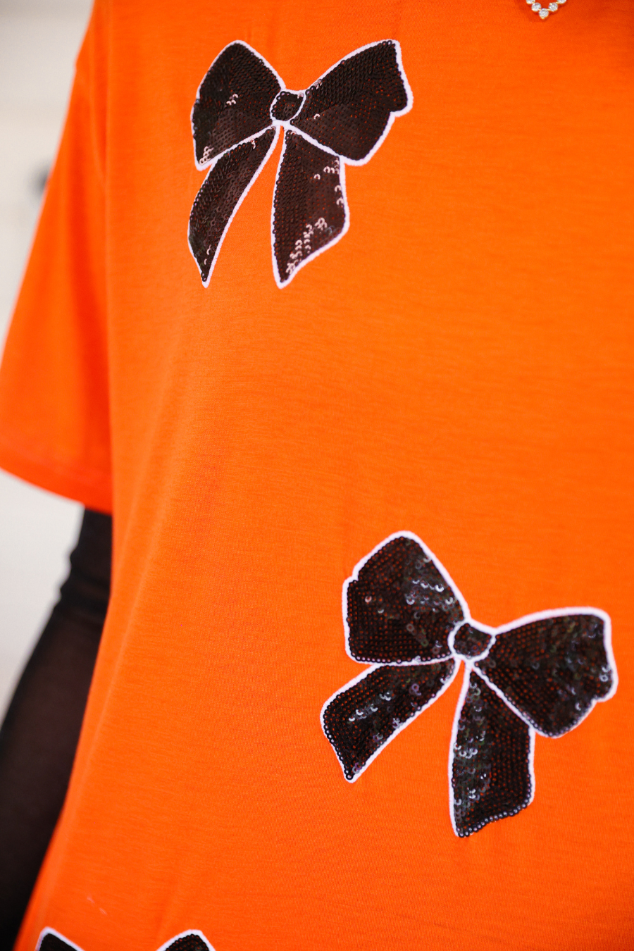 Better Bow-lieve It Sequin Tee - Jess Lea Boutique