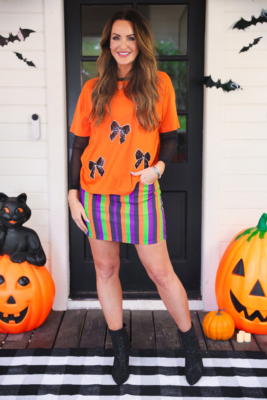 Better Bow-lieve It Sequin Tee - Jess Lea Boutique