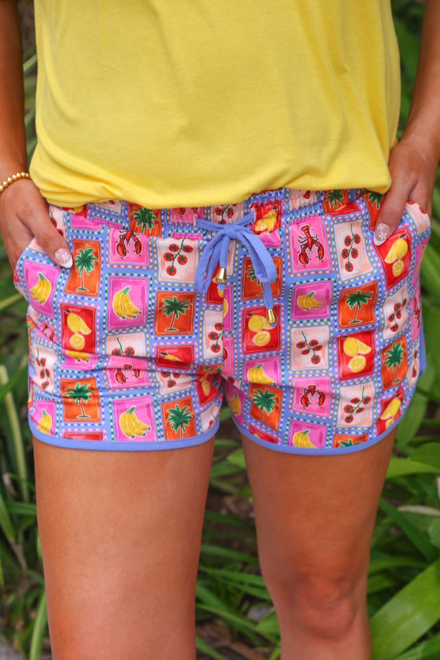 Postcard Paradise Everyday Shorts