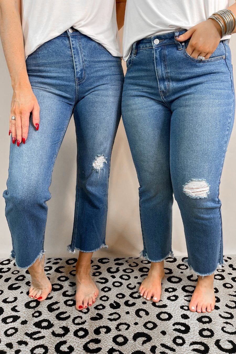 Mid-rise mom jeans