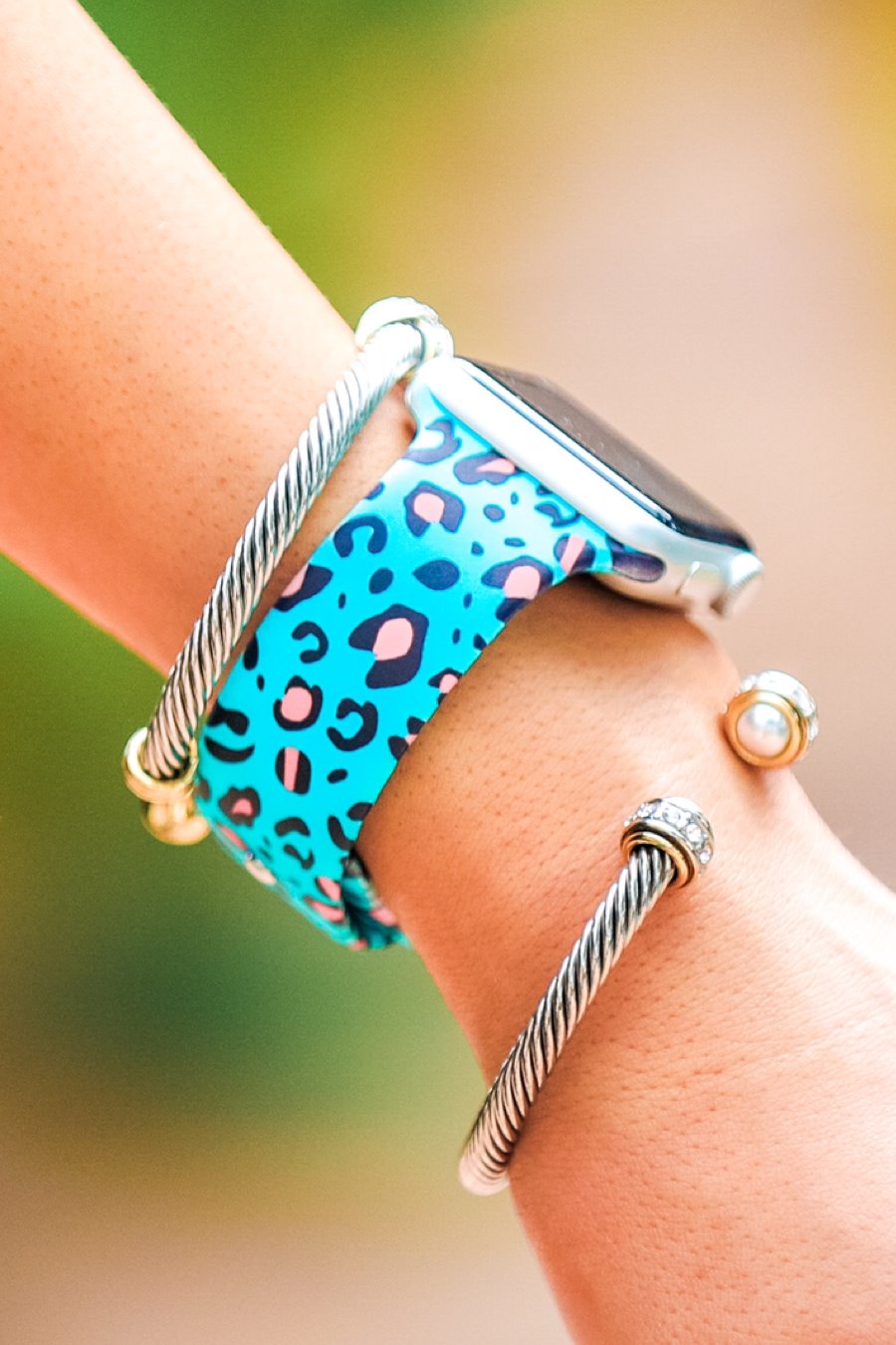 Silicone leopard apple watch band hotsell