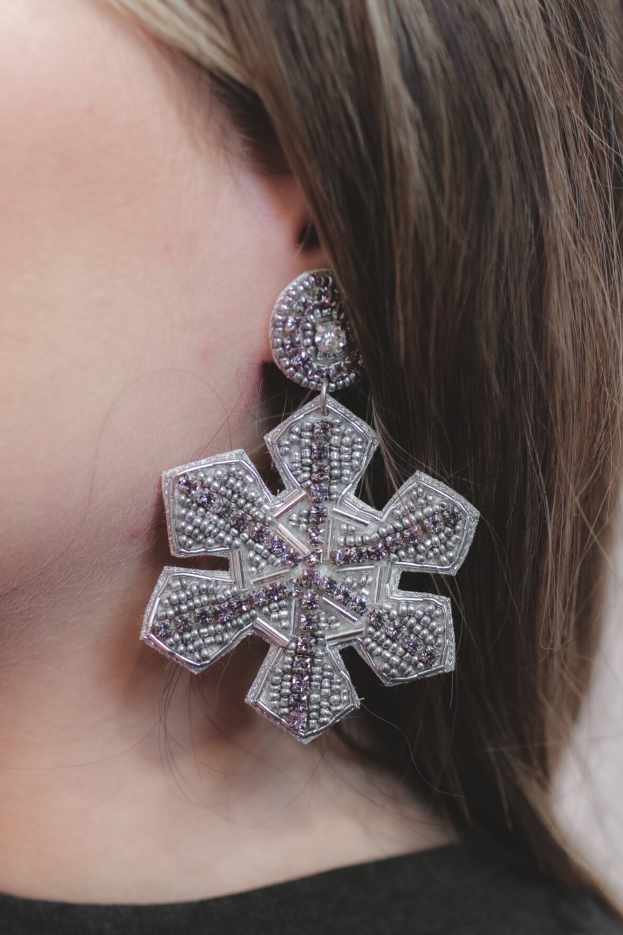 Snow Day Snowflake Earrings - Jess Lea Boutique